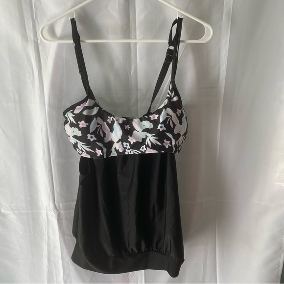 Tankini black green pink and white SZ L. NWOT UNBRANDED - Picture 7 of 12
